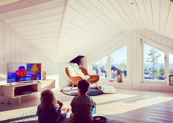 Family With Views In Lygnalia * Jaren